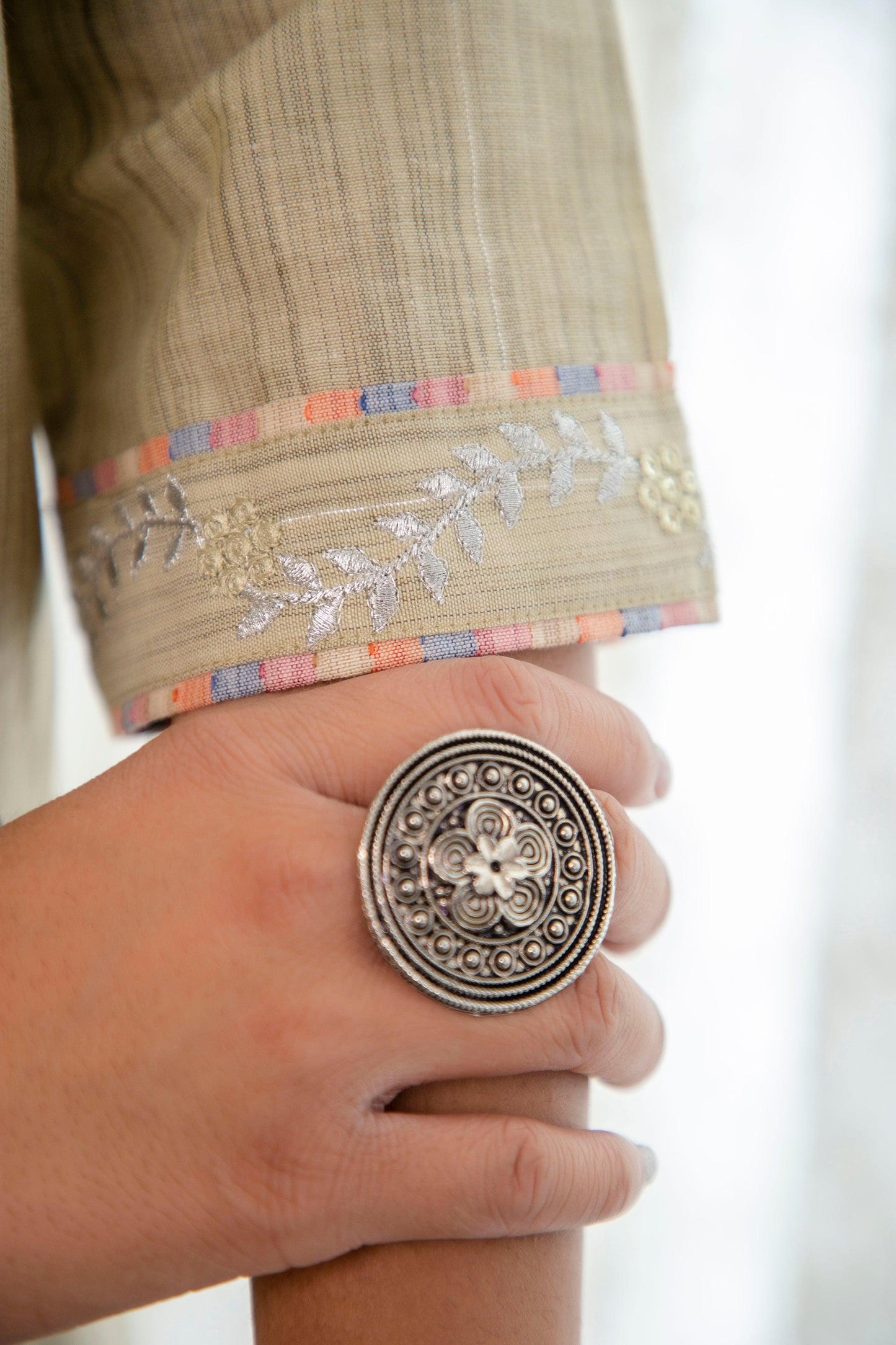 Olive Green Handloom Cotton Zari Sequins Embroidered Kurta Pant