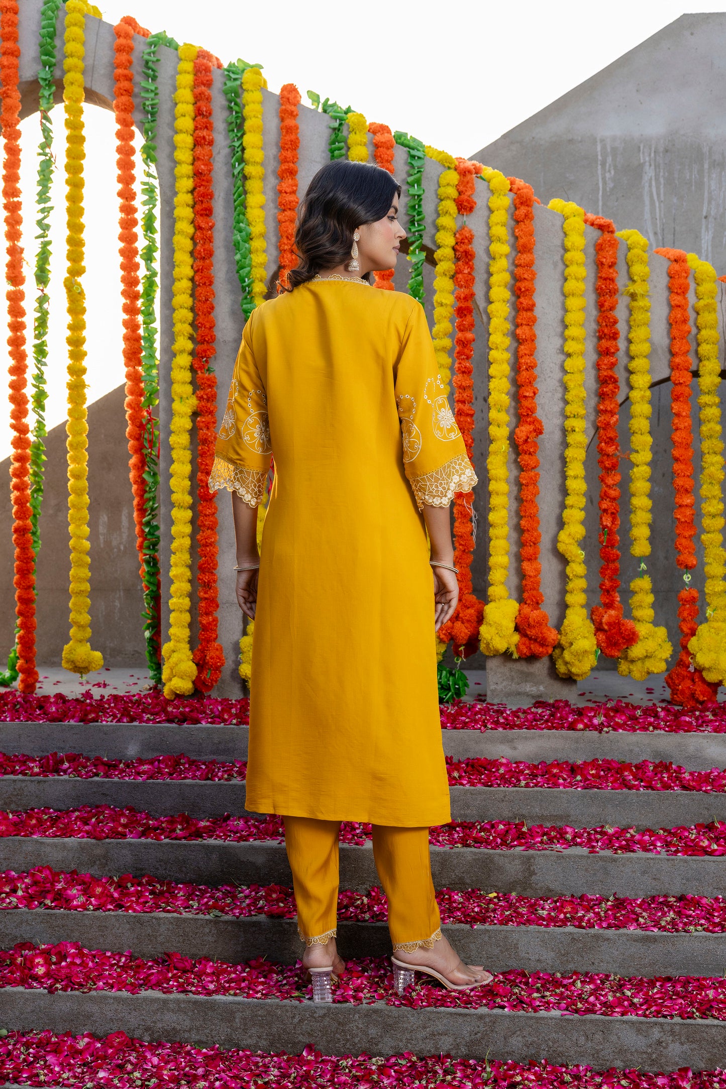 Golden Yellow Embroidred Muslin Kurta Pant with Embroidred Organza Dupatta