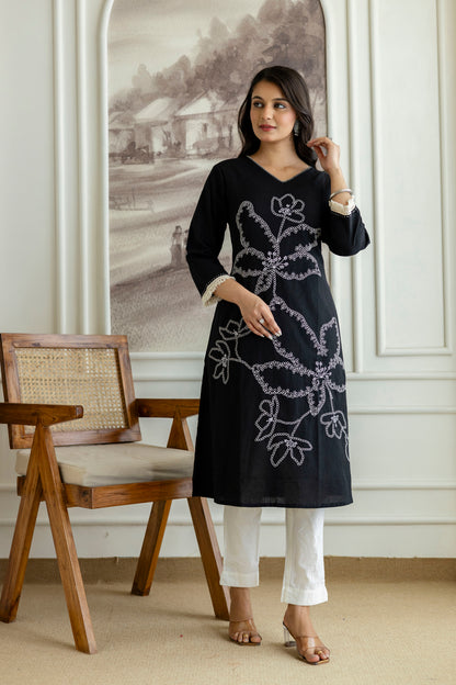 Black Cotton Flower Embroidery Kurta