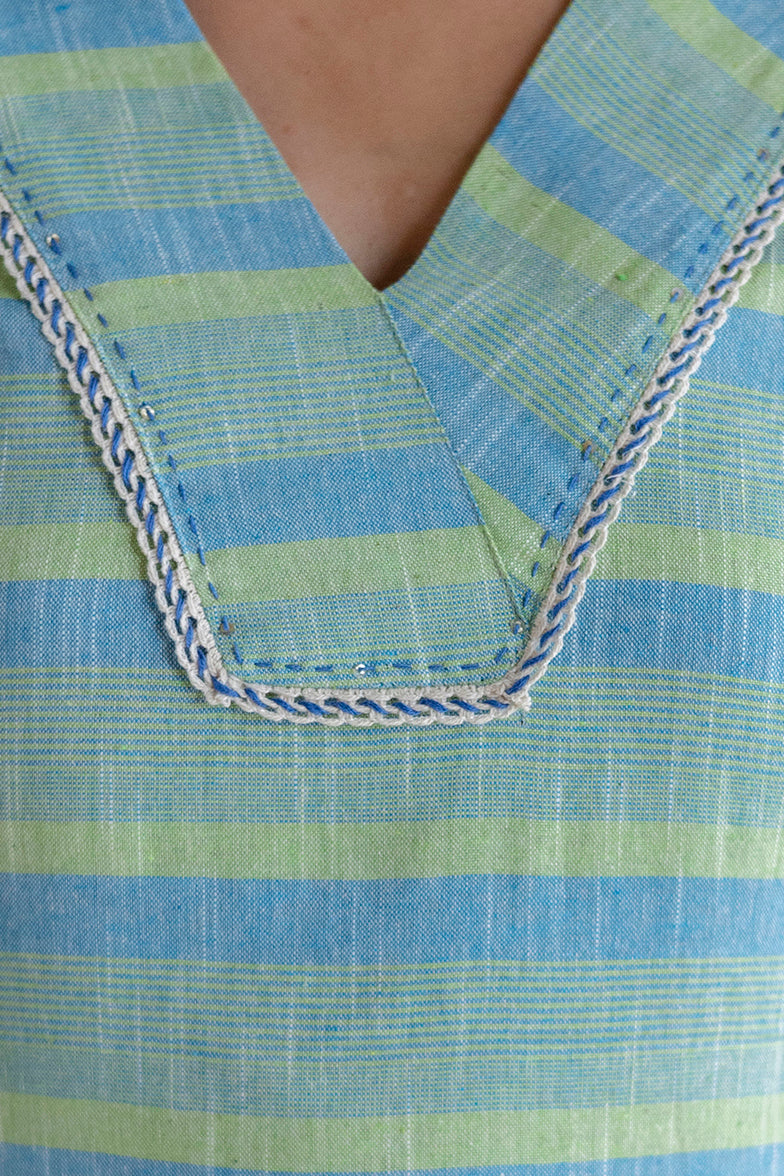 Green Cotton V neck Asymmetric Kurta