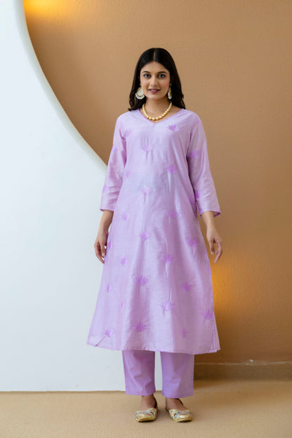 Lilac Embroidered Chanderi Kurta Pant Set