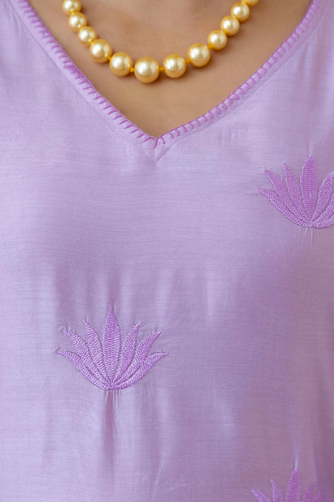 Lilac Embroidered Chanderi Kurta Pant Set