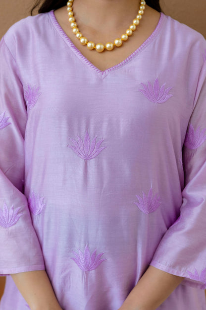 Lilac Embroidered Chanderi Kurta Pant Set