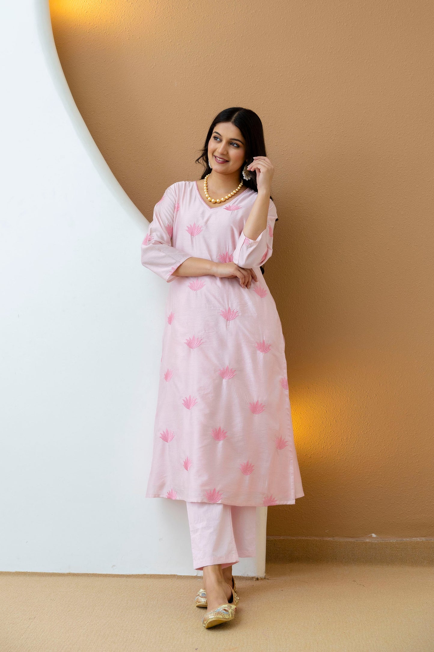 Pink Embroidered Chanderi Kurta Pant Set