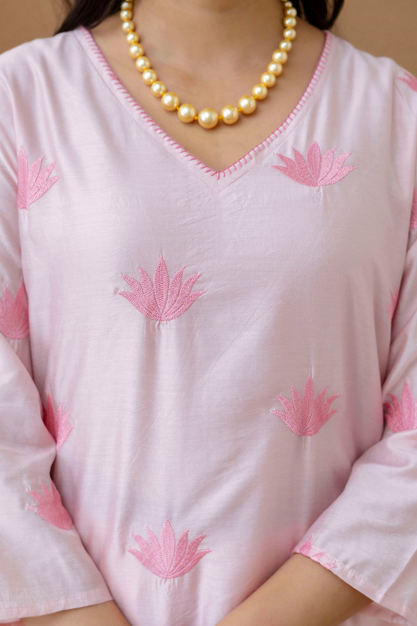 Pink Embroidered Chanderi Kurta Pant Set