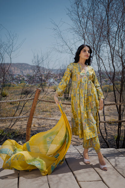 Earthy Green Abstract Print Kurta Pant With Dupatta