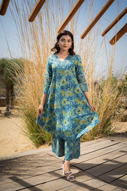 Kalaa Cloudy Sea Hand-block cotton Kurta set