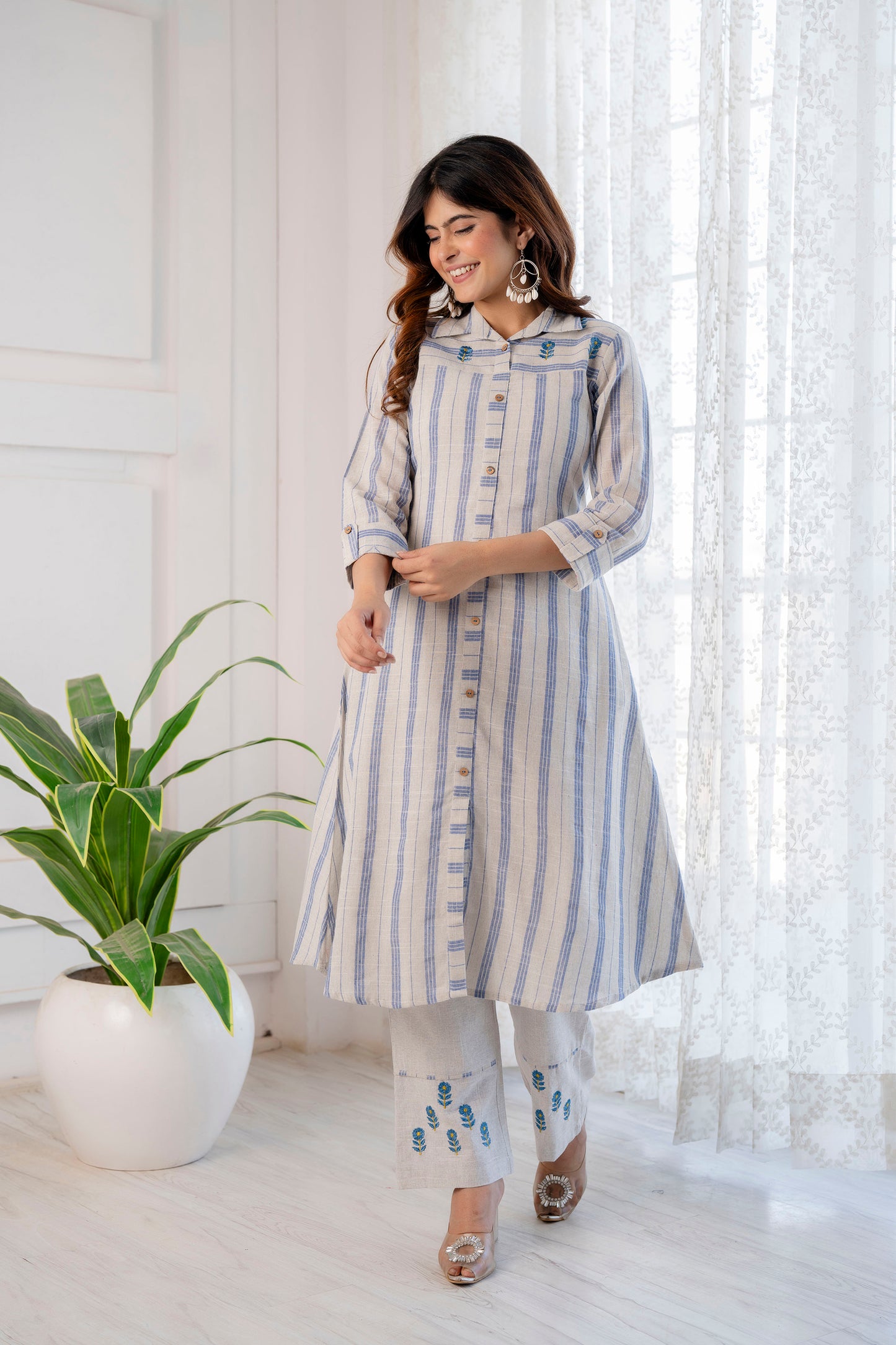 Grey Embroidered Handloom Kurta Set