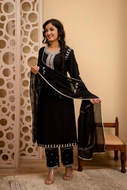 Black Dori Embroidered Flex Suit Set