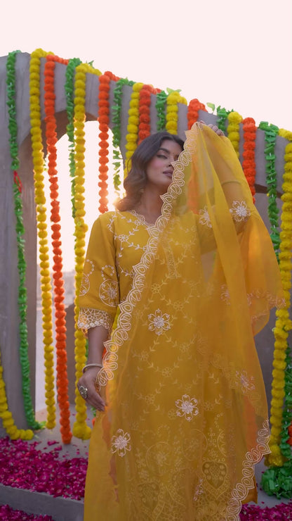 Golden Yellow Embroidred Muslin Kurta Pant with Embroidred Organza Dupatta